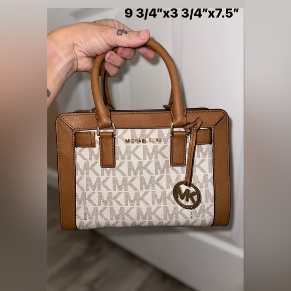 Authentic Michael Kors Purse Bag Satchel - Picture 8 of 12